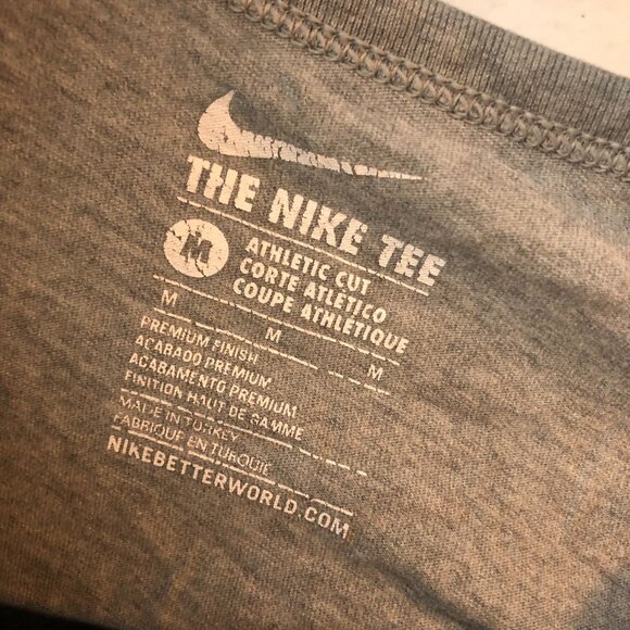 Nike Mens Athletic Cut Graphic Tee T-Shirt Gray Size M - Picture 3 of 5